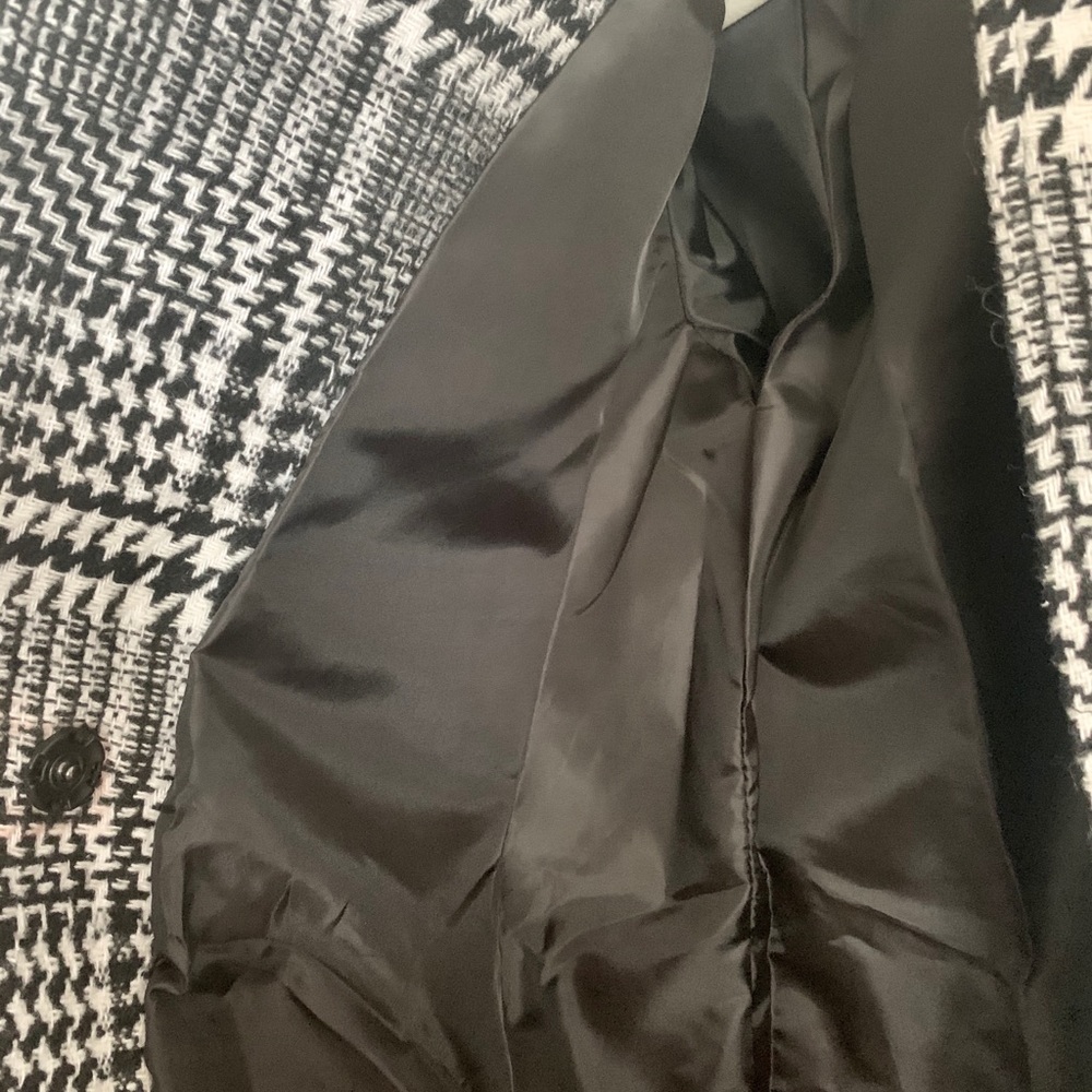 Plaid Snap-Front Collared Coat - Picture 8 of 8